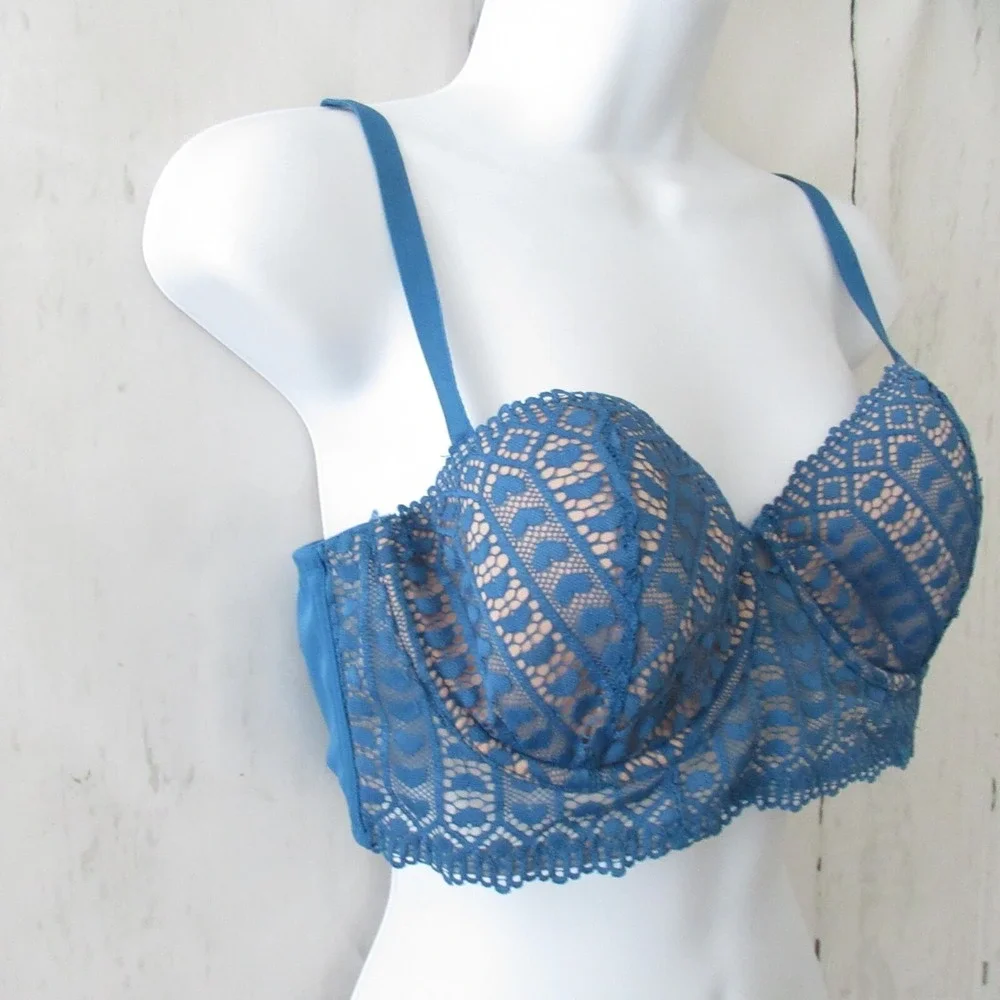 Adore‎ Me Bra 36C Blue Lace Heart Embroidered Push Up Underwire Back Closure